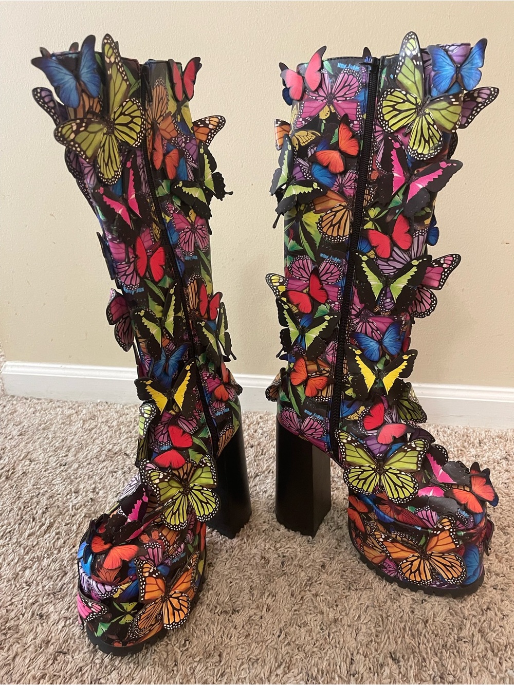 3D Butterfly Embellished Platform Knee-High Boots - Multicolor incl purse! - Picture 3 of 7